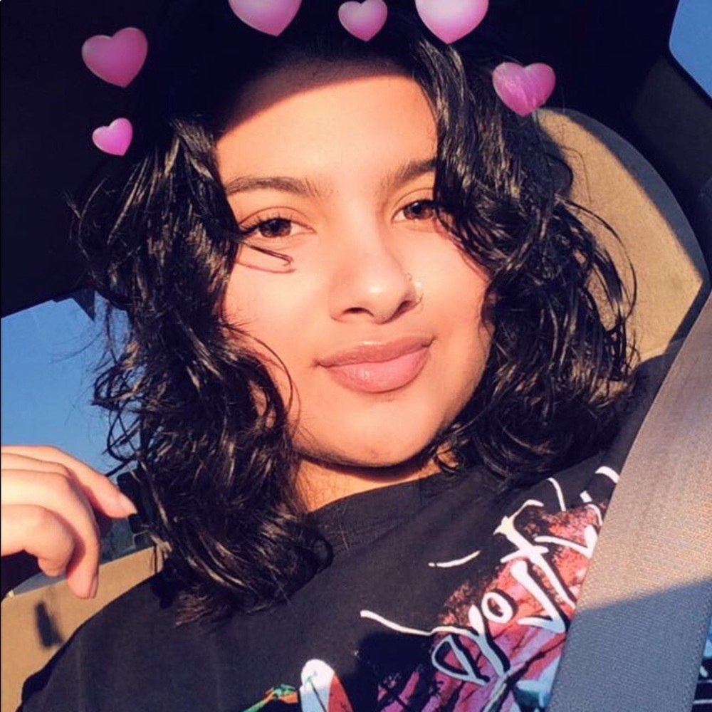 Meet your Posher, Nessa